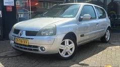 Grijs Gebruikt 2006 Renault Clio II Hatchback | € 1.500 (Goede deal)