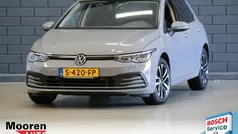 Gebruikt 2020 VW Golf VIII Style Hatchback | € 22.500 (Goede deal)