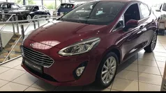 Rood Gebruikt 2019 Ford Fiesta Titanium Hatchback | € 13.745 (Eerlijke prijs)