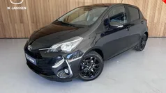 Zwart Gebruikt 2018 Toyota Yaris Hatchback | € 12.950 (Eerlijke prijs)