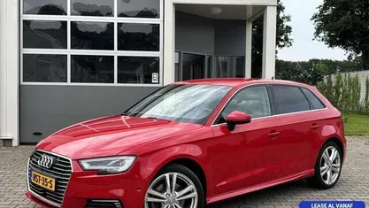 Occasion Audi A3 Sportback Sport 150 PK (110 kW) 2020 Rood Hatchback