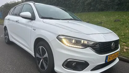 Wit Gebruikt 2018 Fiat Tipo Business Stationwagen | € 4.950 (Eerlijke prijs)