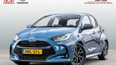 Blauw Gebruikt 2021 Toyota Yaris Hybrid Business Edition Hatchback | € 19.950 (Eerlijke prijs)