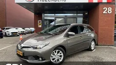 Gebruikt 2017 Toyota Auris Touring Sports Stationwagen | € 18.945 (Eerlijke prijs)