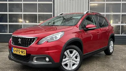 Occasion Peugeot 2008 Signature Sky 110 PK (80 kW) 2019 Rood SUV