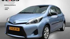 Blauw Gebruikt 2013 Toyota Yaris Comfort Hatchback | € 11.950 (Eerlijke prijs)