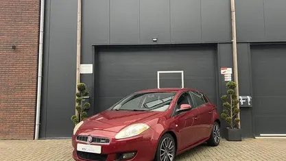 Occasion Fiat Bravo Racing 120 PK (88 kW) 2009 Rood Hatchback