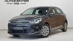 Grijs, metallic lak Gebruikt 2017 Kia Rio Hatchback | € 11.945 (Eerlijke prijs)