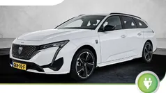 Wit Gebruikt 2024 Peugeot e-308 GT Hatchback | € 30.425 (Goede deal)