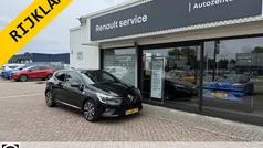 Donker zwart metallic Gebruikt 2021 Renault Clio V Initiale Paris Hatchback | € 19.950 (Eerlijke prijs)