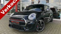 Groen, metallic lak Gebruikt 2016 Mini John Cooper Works Chili Hatchback | € 25.950 (Eerlijke prijs)