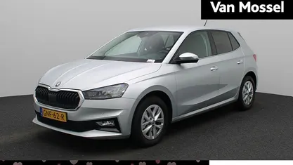 Grijs Occasion 2024 Skoda Fabia Business Line Hatchback | € 22.900 (Eerlijke prijs)