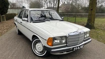Occasion Mercedes 200 60 PK (44 kW) 1979 Sedan