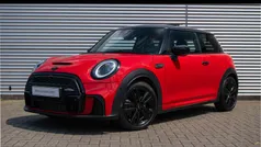 Gebruikt 2023 Mini John Cooper Works Comfort Hatchback | € 34.950 (Eerlijke prijs)