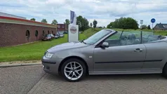 Grijs, metallic lak Gebruikt 2005 Saab 9-3 Cabriolet Vector Cabriolet | € 8.500 (Eerlijke prijs)