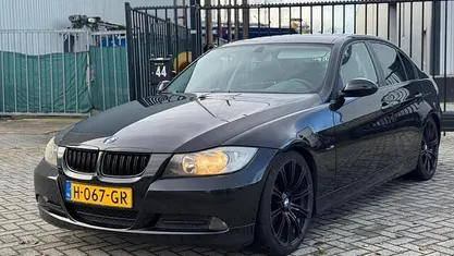 Zwart Gebruikt 2007 BMW 318 M Sport Sedan | € 2.950 (Super prijs)