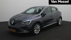 Gebruikt 2020 Renault Clio V Intens Hatchback | € 14.940 (Eerlijke prijs)