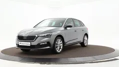 Grijs Gebruikt 2023 Skoda Scala Business Line Hatchback | € 23.880 (Eerlijke prijs)