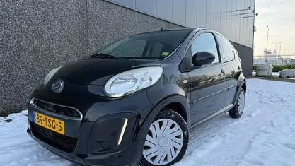 Zwart Occasion 2012 Citroën C1 Attraction Hatchback | € 4.495 (Eerlijke prijs)