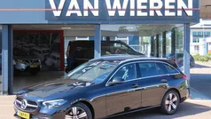 Zwart Gebruikt 2023 Mercedes 180 Luxury Sedan | € 35.950 (Super prijs)