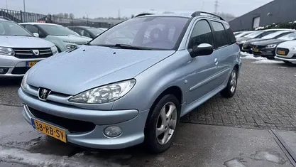 Occasion Peugeot 206 109 PK (80 kW) 2005 Grijs (metallic) Stationwagen