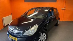 Gebruikt 2011 Opel Corsa Selection Hatchback | € 3.250 (Eerlijke prijs)