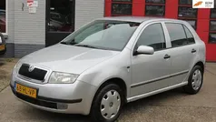 Grijs Gebruikt 2001 Skoda Fabia Comfort Hatchback | € 1.899 (Eerlijke prijs)