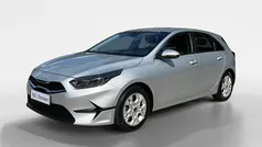 Gebruikt 2022 Kia Ceed Hatchback | € 17.945 (Eerlijke prijs)