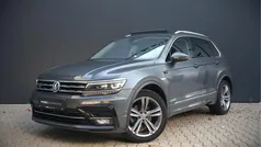 Gebruikt 2018 VW Tiguan Highline SUV | € 28.740 (Eerlijke prijs)