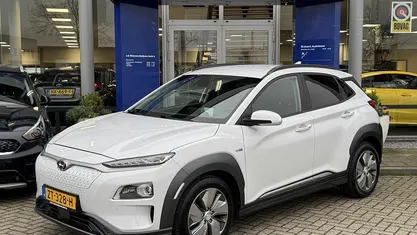 Occasion 2019 Hyundai Kona Premium SUV | € 15.645 (Eerlijke prijs)
