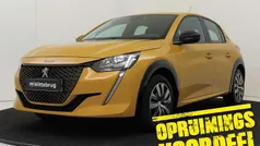 Gebruikt 2023 Peugeot e-208 Active Hatchback | € 18.000 (Goede deal)