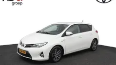 Gebruikt 2015 Toyota Auris Hatchback | € 13.950 (Eerlijke prijs)