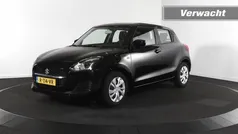 Zwart Gebruikt 2022 Suzuki Swift Comfort Hatchback | € 15.950 (Eerlijke prijs)