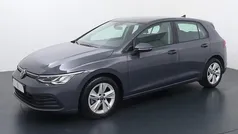 Grijs Gebruikt 2023 VW Golf VIII Life Hatchback | € 23.440 (Eerlijke prijs)