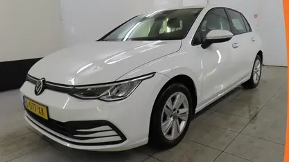 Gebruikt 2021 VW Golf VII Life Hatchback | € 20.890 (Goede deal)