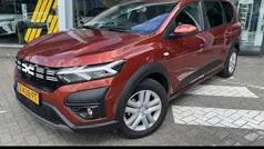 Bruin Gebruikt 2024 Dacia Jogger Expression MPV | € 27.890 (Goede deal)