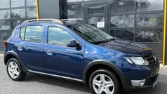 Gebruikt 2016 Dacia Sandero Lauréate Hatchback | € 10.950 (Eerlijke prijs)
