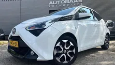 Wit Gebruikt 2020 Toyota Aygo Hatchback | € 10.940 (Eerlijke prijs)