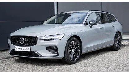Gebruikt 2025 Volvo V60 Plus Stationwagen | € 47.950 (Eerlijke prijs)