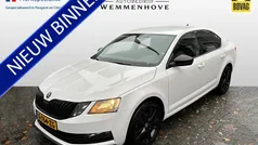 Wit Gebruikt 2020 Skoda Octavia Business Line Hatchback | € 14.545 (Eerlijke prijs)