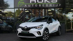 Gebruikt 2024 Renault Captur Techno SUV | € 23.850 (Eerlijke prijs)