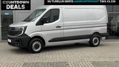 Grijs Gebruikt 2024 Renault Master Van | € 34.800 (Eerlijke prijs)
