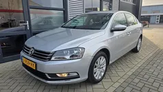 Grijs Gebruikt 2011 VW Passat Sedan | € 5.500 (Goede deal)