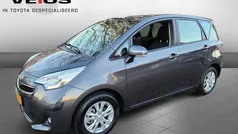 Grijs Gebruikt 2015 Toyota Verso-S MPV | € 12.450 (Eerlijke prijs)