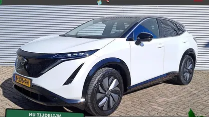 Wit metallic Gebruikt 2022 Nissan Ariya Evolve SUV | € 27.495 (Eerlijke prijs)
