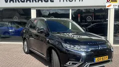 Gebruikt 2021 Mitsubishi Outlander Instyle SUV | € 27.990 (Eerlijke prijs)