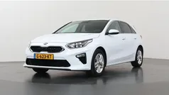 Wit Gebruikt 2019 Kia Ceed Hatchback | € 15.935 (Eerlijke prijs)