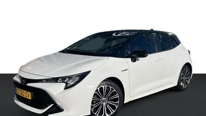 Wit Occasion 2020 Toyota Corolla Hatchback | € 21.950 (Eerlijke prijs)