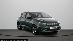 Gebruikt 2025 Dacia Sandero Comfort Hatchback | € 23.075 (Eerlijke prijs)