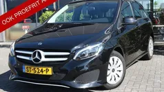 Zwart Gebruikt 2018 Mercedes B160 Ambition MPV | € 17.900 (Eerlijke prijs)